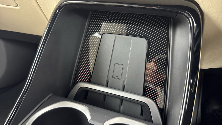 BMW iX2 150kW eDrive20 M Sport 65kWh 5dr Auto [Tech/Pro] Electric Hatchback